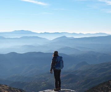 Solo Travel: How Not to Feel Lonely and Make Friends